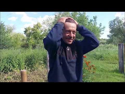 Видео: Помогаем Олегу с паспортом!
