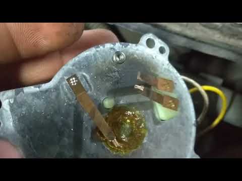 Видео: Opel combo. Склоочисники не вертаються на місце