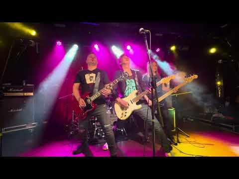 Видео: ПРИКЛЮЧЕНИЯ ЭЛЕКТРОНИКОВ полное выступление в клубе 16 Тонн 2024.