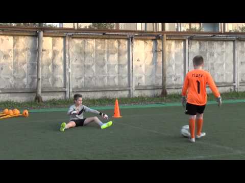 Видео: Вратарские тренировки. Тренер Алексей Поляков 26.05.2015