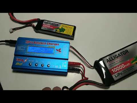 Видео: Зарядка аккумулятора кораблика для рыбалки и эхолота