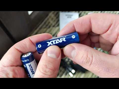 Видео: Обзор зарядки XTAR L4 (AAA/AA) и аккумуляторов XTAR AA 4150mWh 1.5V Li-Ion