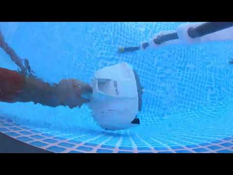 Видео: 2024-07-01 Обслуживание бассейна