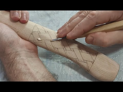 Видео: ПЛЕТЕНКА НА ТОПОРИЩЕ & ЗМЕЙ #9 / A drawing on an Ax