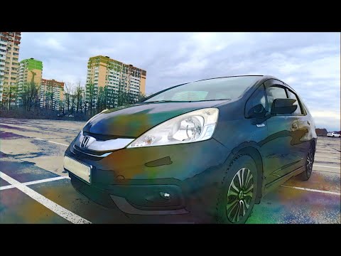 Видео: Обзор Honda Fit Shuttle 2013 года в комплектации Smart Selection Cool Edition.