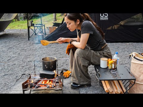 Видео: Небольшая надувная палатка и костровое карри｜Тихая осень【05 H‑Suite】ASMR