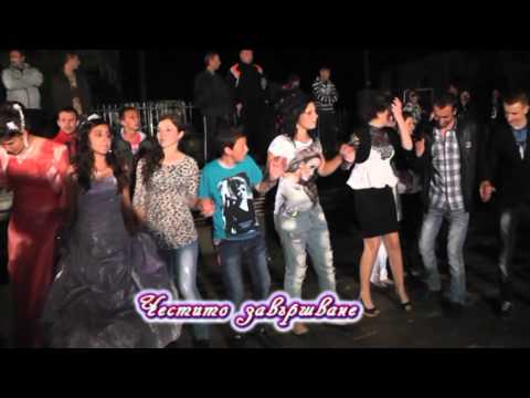 Видео: Абитуриенски бал Медени Поляни (3) 2014