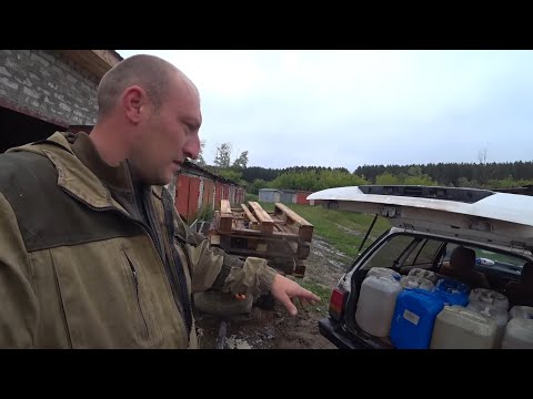 Видео: С НОВЫМИ РАБОЧИМИ ЗАЛИВАЮ ПОЛ В ГАРАЖЕ - РАЗБИРАЕМ СТАРУЮ МЕБЕЛЬ - СТРОЮ БОЛЬШОЙ ГАРАЖ