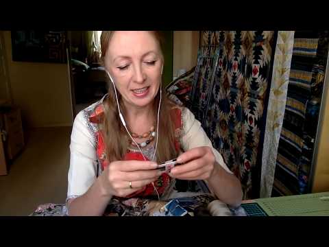 Видео: Лоскутный эфир 131 . Как сделать стежку одеяла?