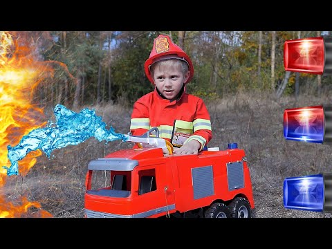 Видео: Срочный ВЫЕЗД НА ПОЖАР В ЛЕСУ! Пожарные МАШИНКИ для детей и Пожарный Даник спешат на помощь!