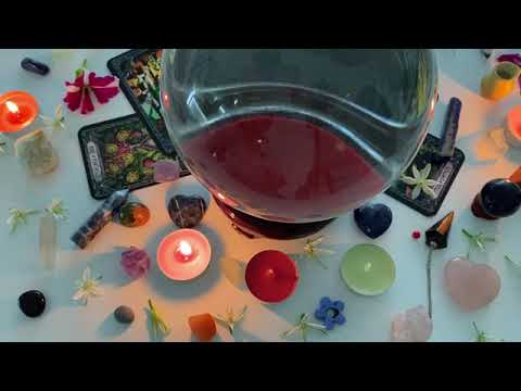 Видео: ДА 👏 или НЕТ 👎- на любой интересующий вопрос. #гадание на магическом 🧙🪄хрустальном шаре 🔮