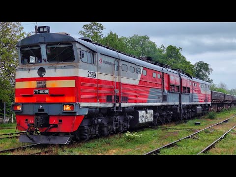 Видео: Рабочие моменты помощника машиниста тепловоза 2ТЭ10М. Запуск дизеля А.Б.К.