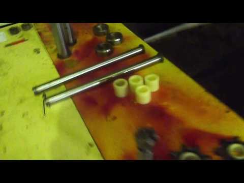 Видео: Ремонт болтанки корзины телескопической автовышки АГП-18