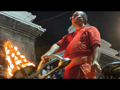 Видео: Катманду. Непальские похороны–кремация на костре в храме Пашу-Патинатх. СЛАБОНЕРВНЫМ НЕ СМОТРЕТЬ!