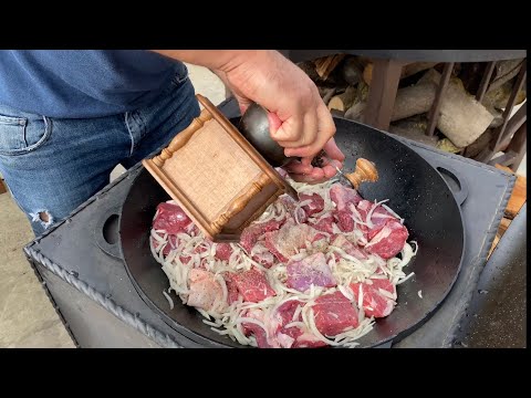 Видео: Блюдо которое покорит всех, мясо По-кремлевски в казане на костре рецепт