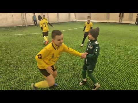 Видео: Wolves 2017 - Старт Вишневе 2017 перший тайм