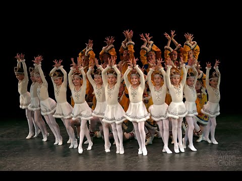 Видео: "Праздник молодого оленя", Ансамбль Локтева. "Feast of the Young Deer", Loktev Ensemble.