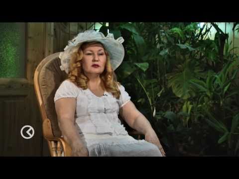 Видео: Поведение женщины в мужском служебном коллективе