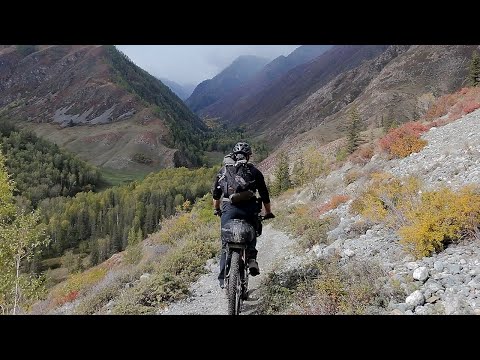 Видео: Через Алтайские горы на велосипеде