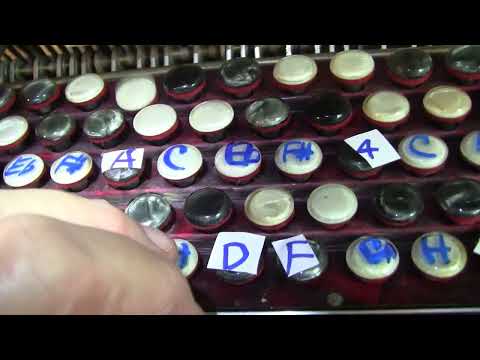 Видео: ПЕРЕВОД итальянского баяна "Paolo Soprani" на советский лад. Из грифа "С" на гриф "В". Ролик 2