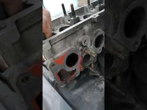 Видео: Ремонт ГБЦ Мазда 626 .