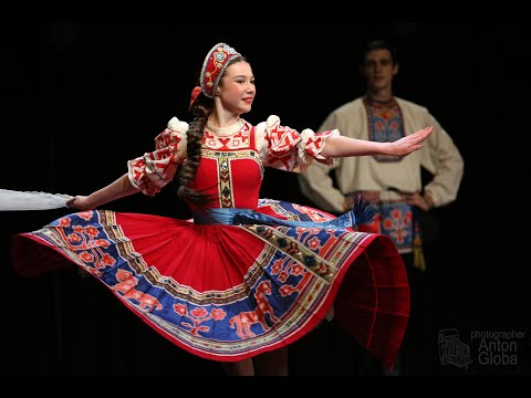 Видео: Русский танец, Ансамбль "Ритмы детства". Russian dance, Ensemble "Rhythms of Childhood".