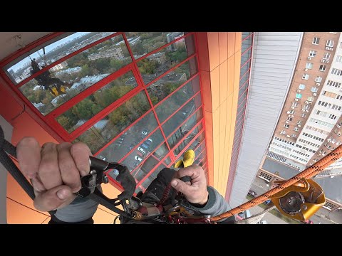 Видео: Пром альп, прохождение анкеров под козырьком 