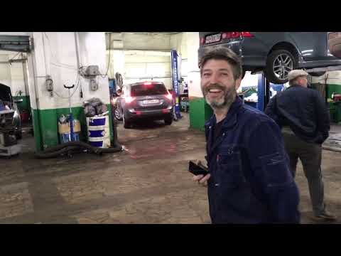 Видео: Как натянуть ремень балансировочного вала Митсубиси Паджеро Спорт.