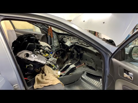 Видео: Chevrolet Epica Замена радиатора печки