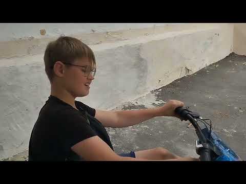 Видео: обзор на дрифт кар. кто хочет покупайте советую.