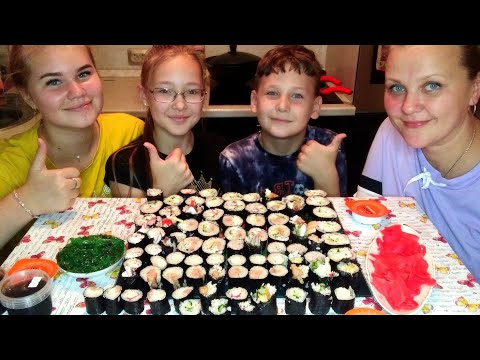 Видео: Мукбанг Роллы "Деревенские" 🤭/Сами накрутили роллы🍱/Племяшка в гостях