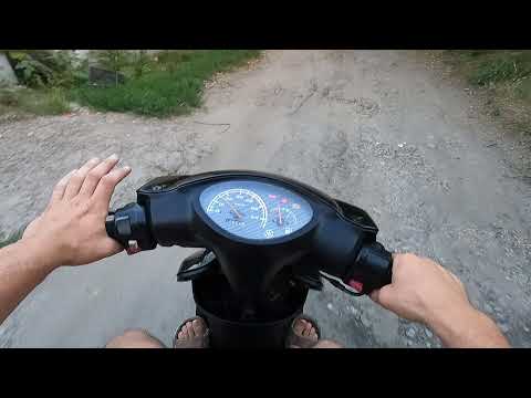 Видео: Продаю скутера.Yamaha Jog SA 36.Тест драйв покатушка,відеоогяд,на дорозі,в ходу.