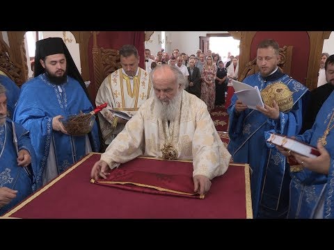 Видео: Патријарх Иринеј освештао храм Свете Великомученице Недеље у Малој Моштаници