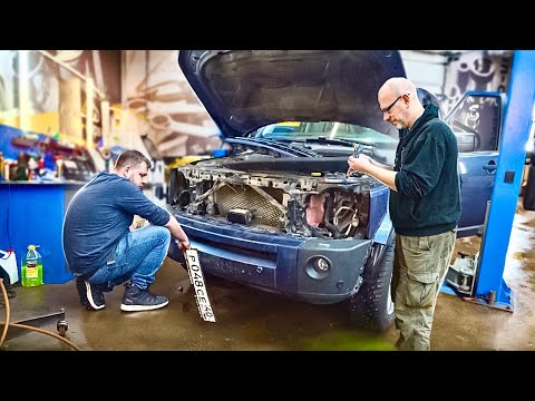 Видео: Крутые опции в старом Land Rover! Олег может всё!