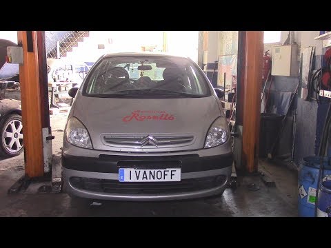 Видео: Ремонт автомобиля Citroen Xsara Picasso 2,0HDI 2005 двигатель RHY, замена ГРМ, замена помпы