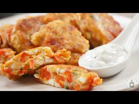 Видео: Вкусно дори без месо! КЮФТЕТА ОТ ПЕЧЕНИ ЧУШКИ СЪС СИРЕНЕ, ЛУК И ЗЕЛЕНИ ПОДПРАВКИ