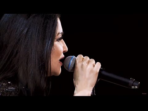 Видео: Ильсия Бадретдинова рассказала о том, как она обидела мать