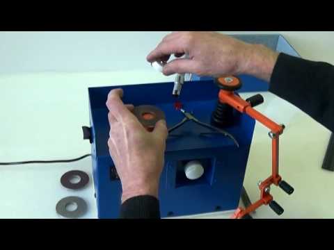 Видео: Станок для заточки маникюрных щипцов  ЗИМ А 2