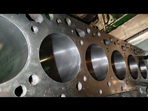 Видео: Cummins 6BT, гильзованый спецгильзой. Трещины в первом цилиндре.