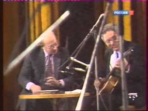 Видео: Пётр Тодоровский и Евгений Евстигнеев  Соло на вилках