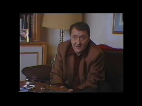 Видео: Парижский альманах  Кладбище на Сен Женевьев  де Буа 1990, ведущий Лев Круглый