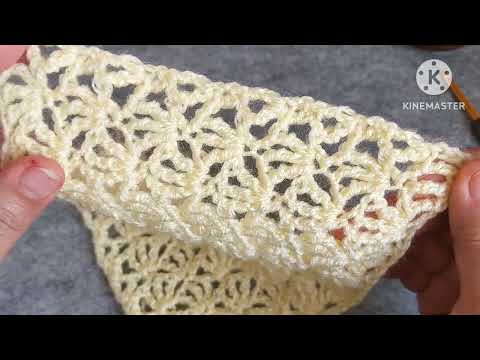 Видео: Как связать чудесную шаль с характерным шарфом по бокам крючком.