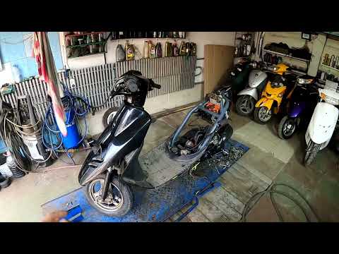 Видео: Китайская Honda Dio собрана. Рабочий день #9. Сезон 2