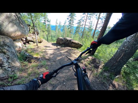 Видео: Белка в колесе: трейл "Горыныч"