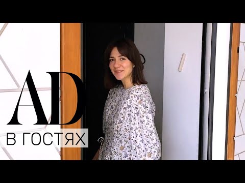 Видео: В гостях у дизайнера одежды Ирины Логвиновой: белоснежный дом в Подмосковье