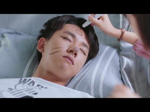 Видео: «Не сердись. Это женщина, которая мне нравится».