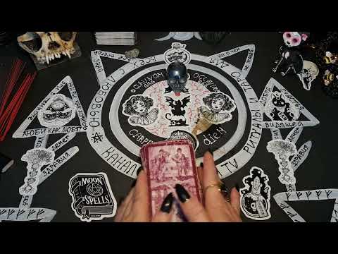 Видео: ЕСТЬ ЛИ У НЕГО ЧУВСТВА К ТЕБЕ? НЕПОНЯТНЫЙ МУЖЧИНА КАК ТУМАН)
