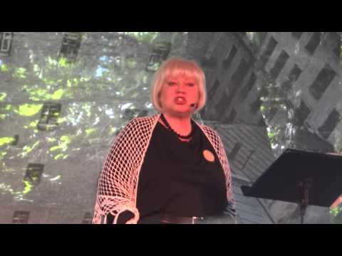 Видео: Светлана Крючкова читает "Поэт и толпа"