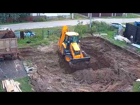 Видео: ВЫВОЗ НЕОДНОРОДНОГО ГРУНТА НА МЕСТЕ СТАРОГО ФУНДАМЕНТА, УСТРОЙСТВО ЗАЕЗДА ДЛЯ ТЕХНИКИ