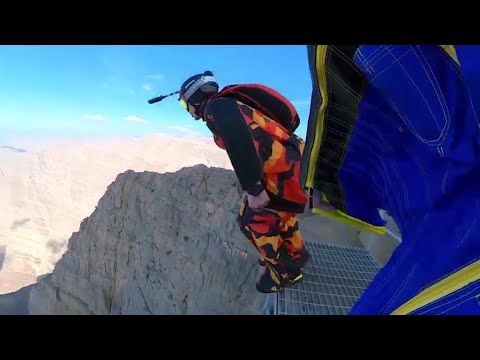 Видео: В Эмиратах разбился уральский бейсер Ник Бумер